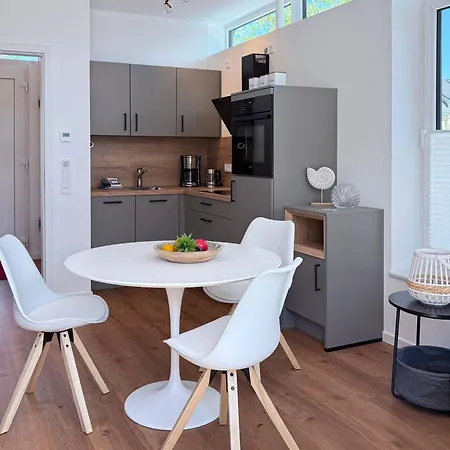 Holiday home Kraanstiet 1