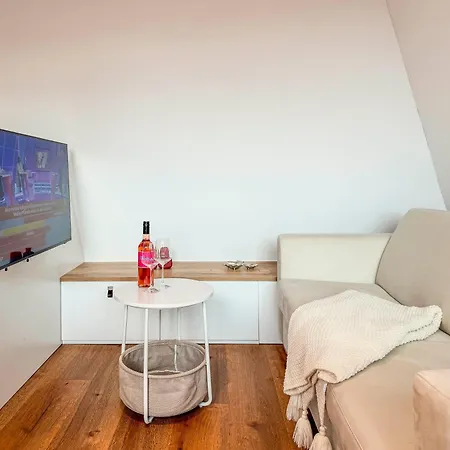 Kraanstiet 1 Vakantiehuis Zingst